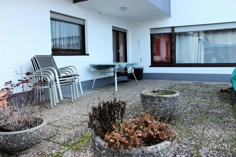 Terrasse EG