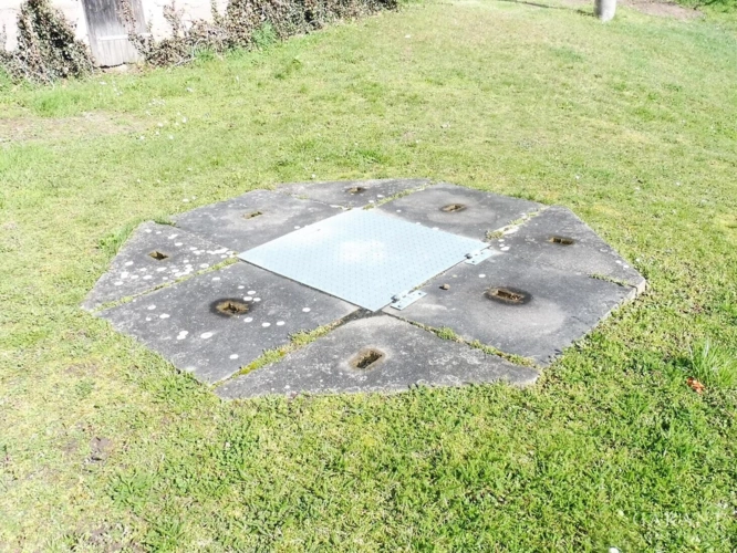 12 Klärgrube