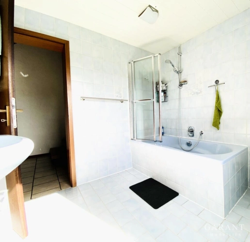 Badezimmer 1