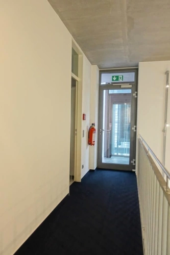 Flur mit Ausgang Obergeschoss