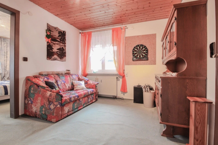 Büro/Ankleide W2
