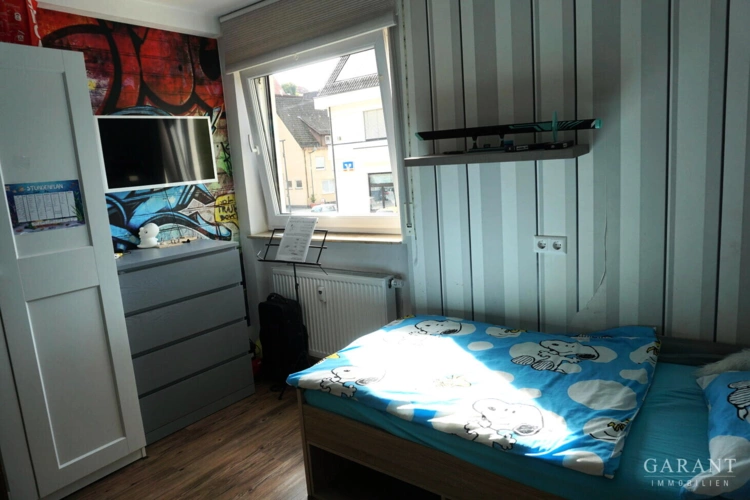 Zimmer 1 OG