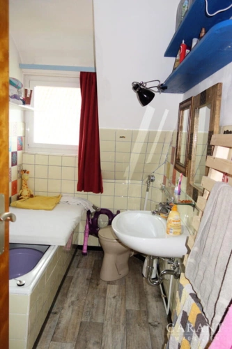 Badezimmer DG