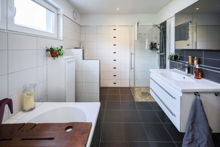 Badezimmer OG