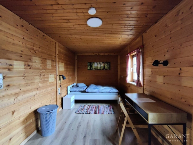 Schlafzimmer 2 OG