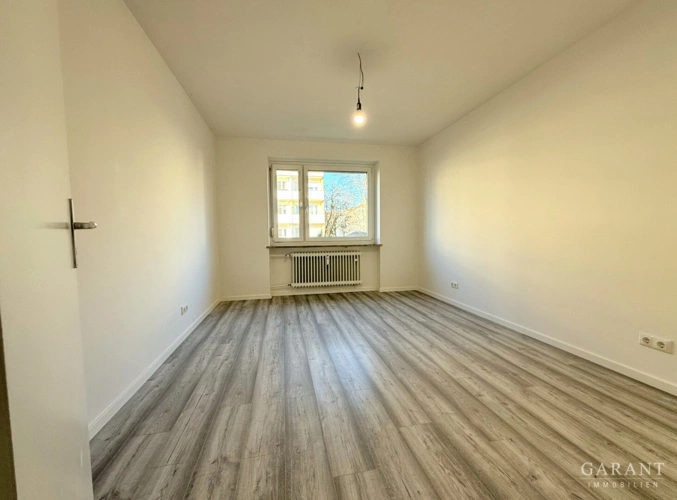 Schlafzimmer (Seite 1)