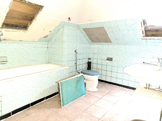 Bad Dachgeschoss