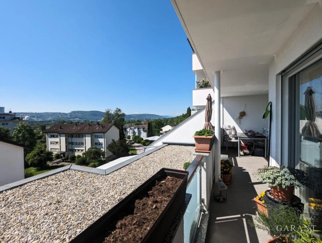 Balkon mit Blick über Waldshut