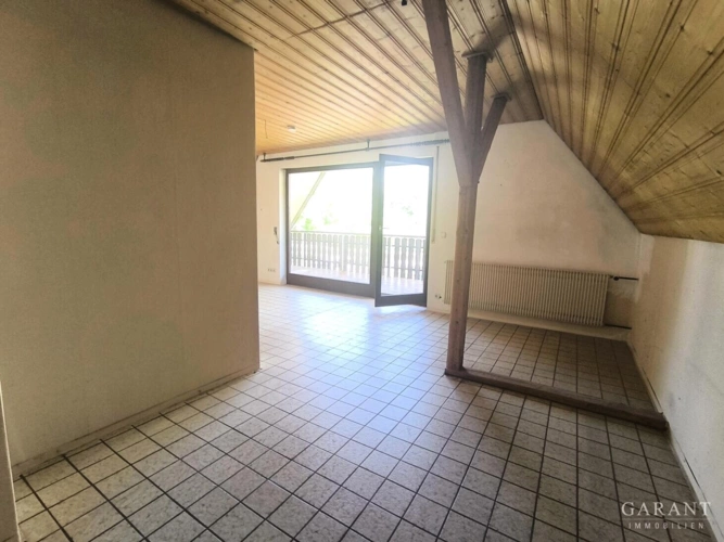 Zimmer mit Balkon im OG