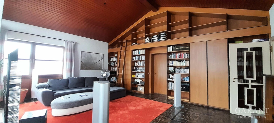 Bibliothekswand