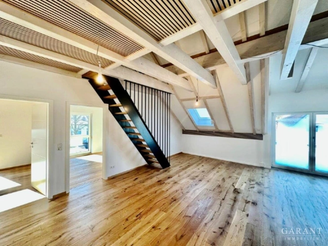 Wohnzimmer & offene Küche