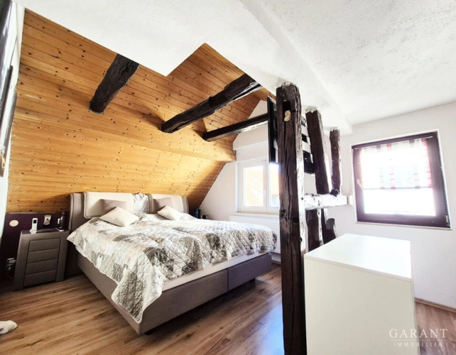 Schlafzimmer-DG