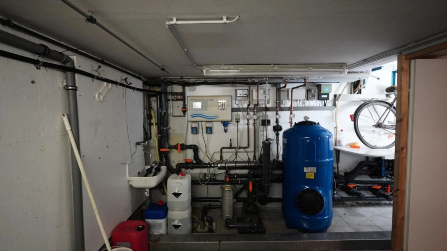 Technik Pool-Anlagen