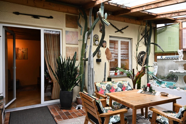 Wintergarten und Haus