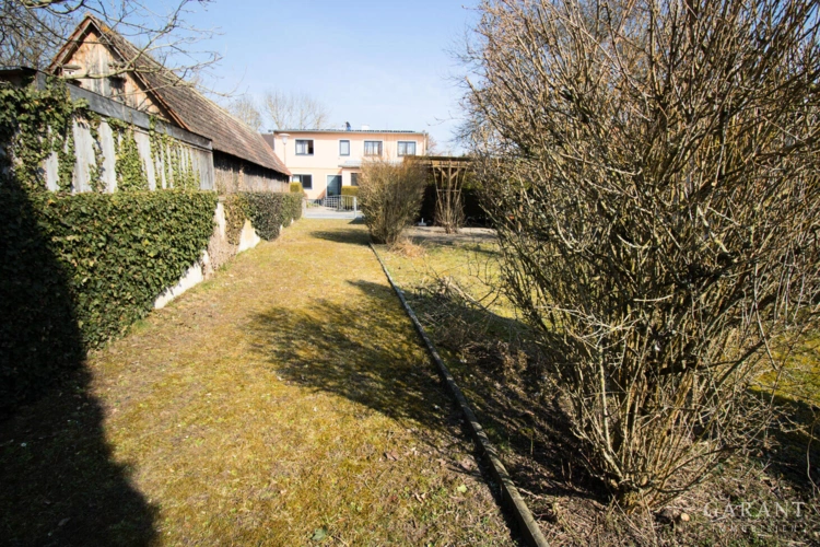 Garten-Zufahrt-Carport
