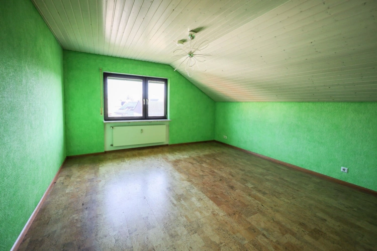 Schlafzimmer 1