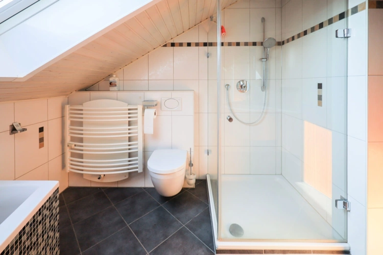 Badezimmer/Dusche/WC