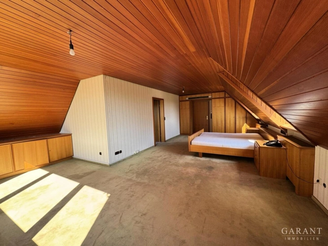 Schlafzimmer OG
