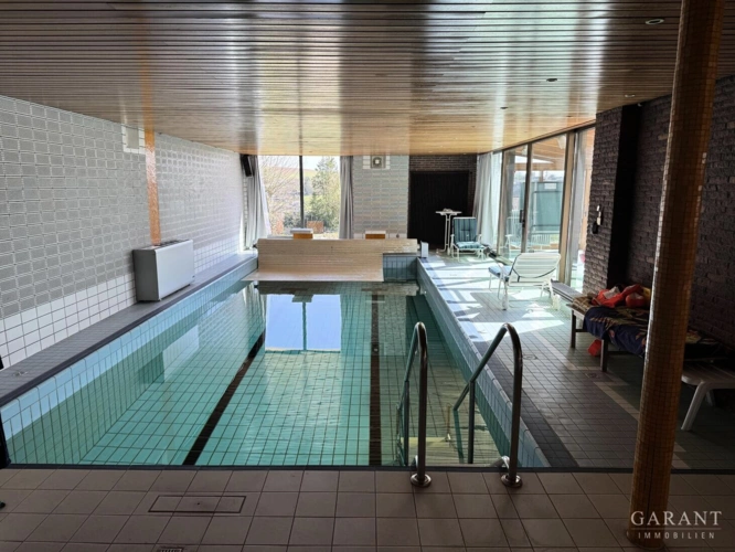 Schwimmbad u. Wintergarten