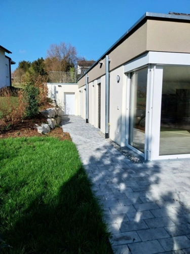 Weg in Keller