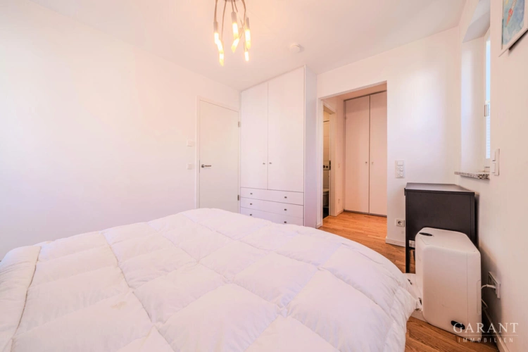 9. Schlafzimmer