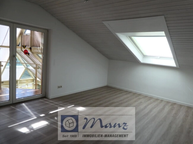 KInd 2 OG, mit Zugang Galerie