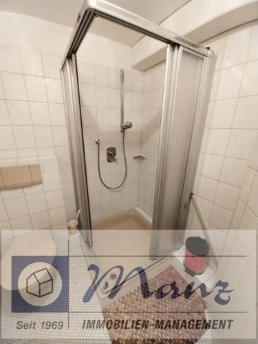 Dusche neben Sauna