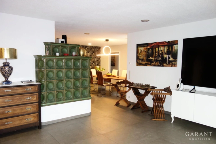 Große Wohnung OG