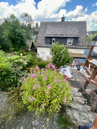 Hausansicht v. Garten aus