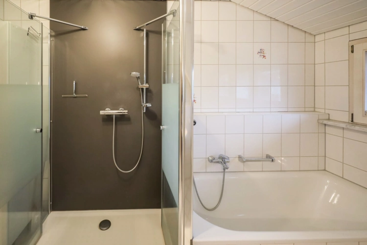 große Dusche