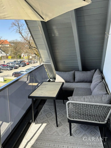 Balkon, Studie