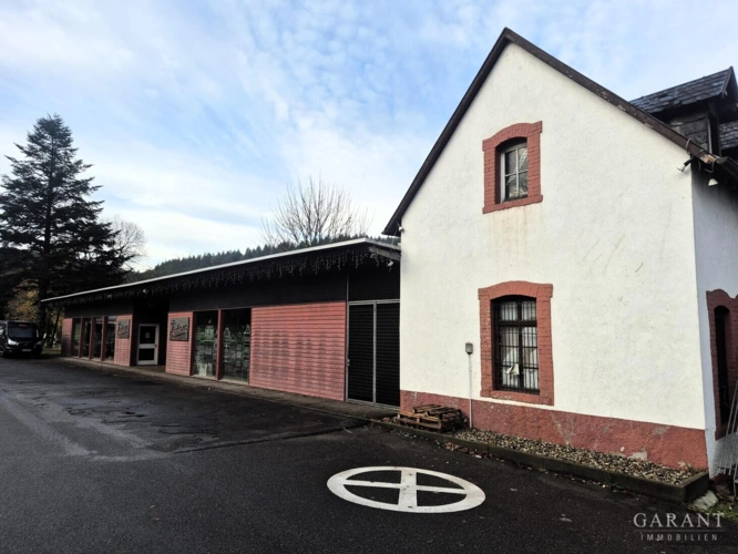Verkaufsflaeche-u-Lagerhaus