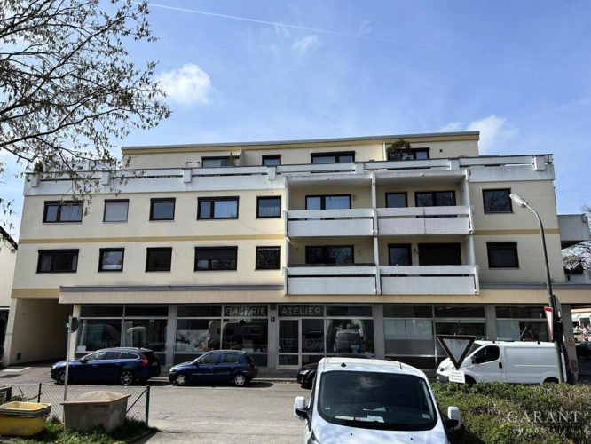 Straßenansicht