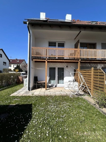 Südseite mit Sonnenterrasse