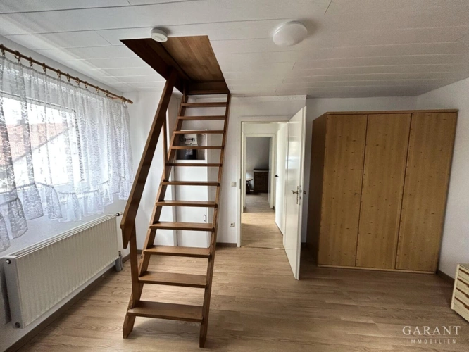 Aufgang zum ausgebauten Dachspitz