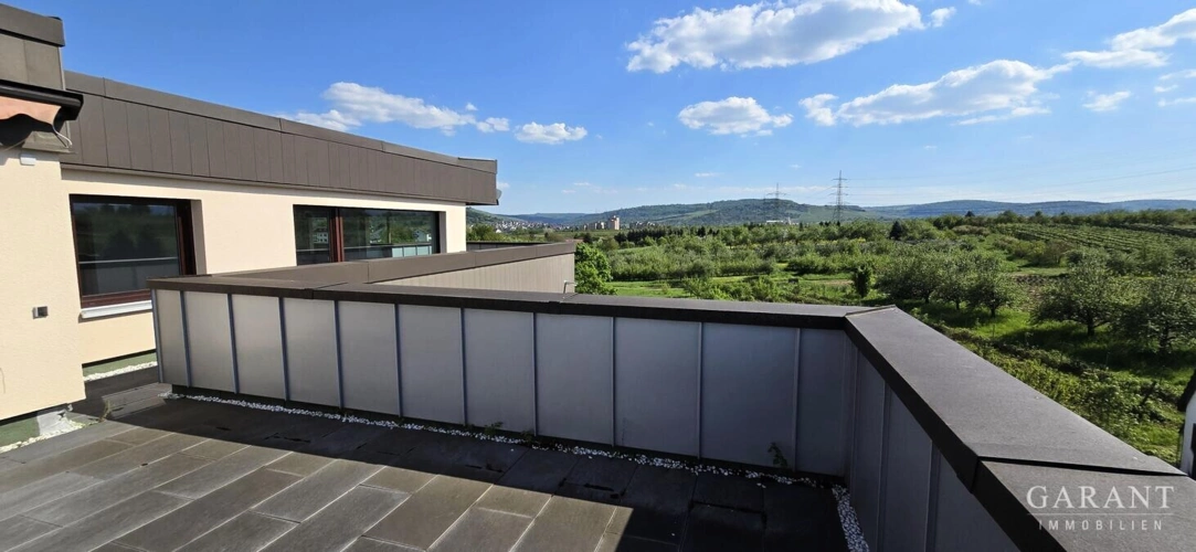 Blick von Terrasse 1 zu Terrasse 2