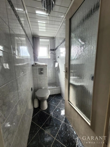 WC + Dusche im EG