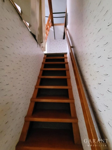 Treppe OG zu Dachgeschoss