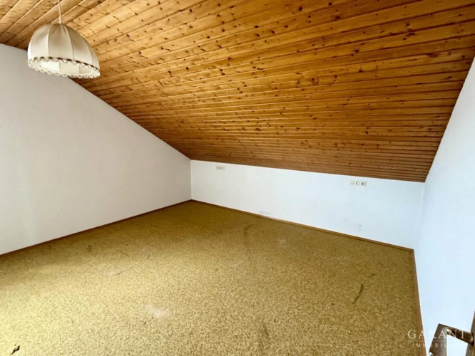 Schlafzimmer DG