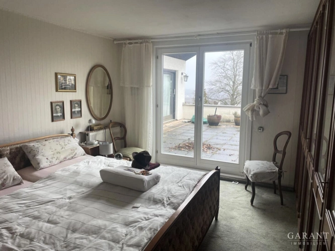 H1 Schlafzimmer
