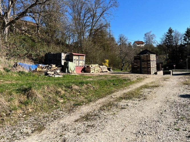 Grundstück