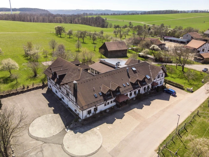 Donzdorf (77)