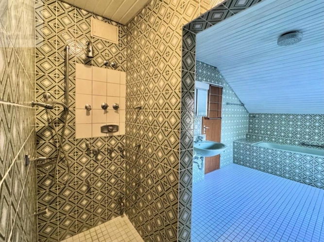 Dusche OG