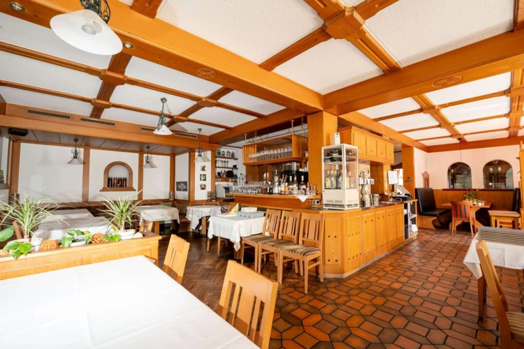 Gastraum Restaurant (2)