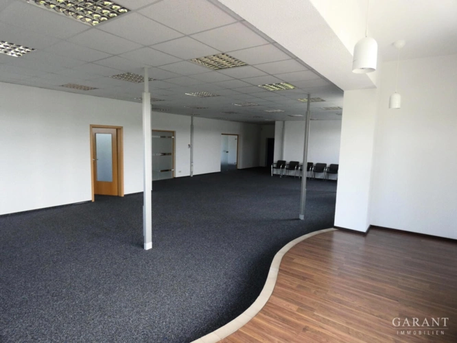 großes Büro