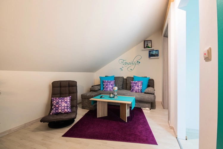 Wohnzimmer DG