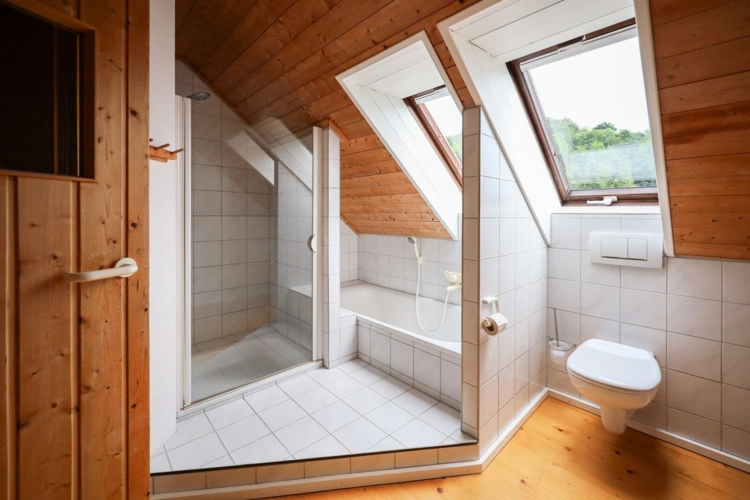 Bad + Sauna DG