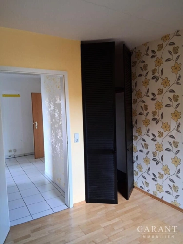 ..mit Einbauschrank