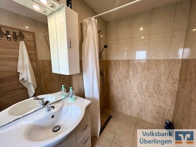 WC mit Dusche EG Bild 2
