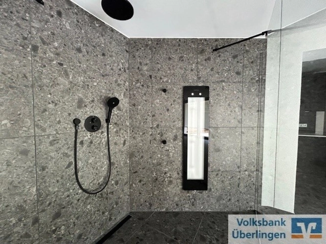 Begehbare Dusche mit Infrarot-Sunshower Souterrain